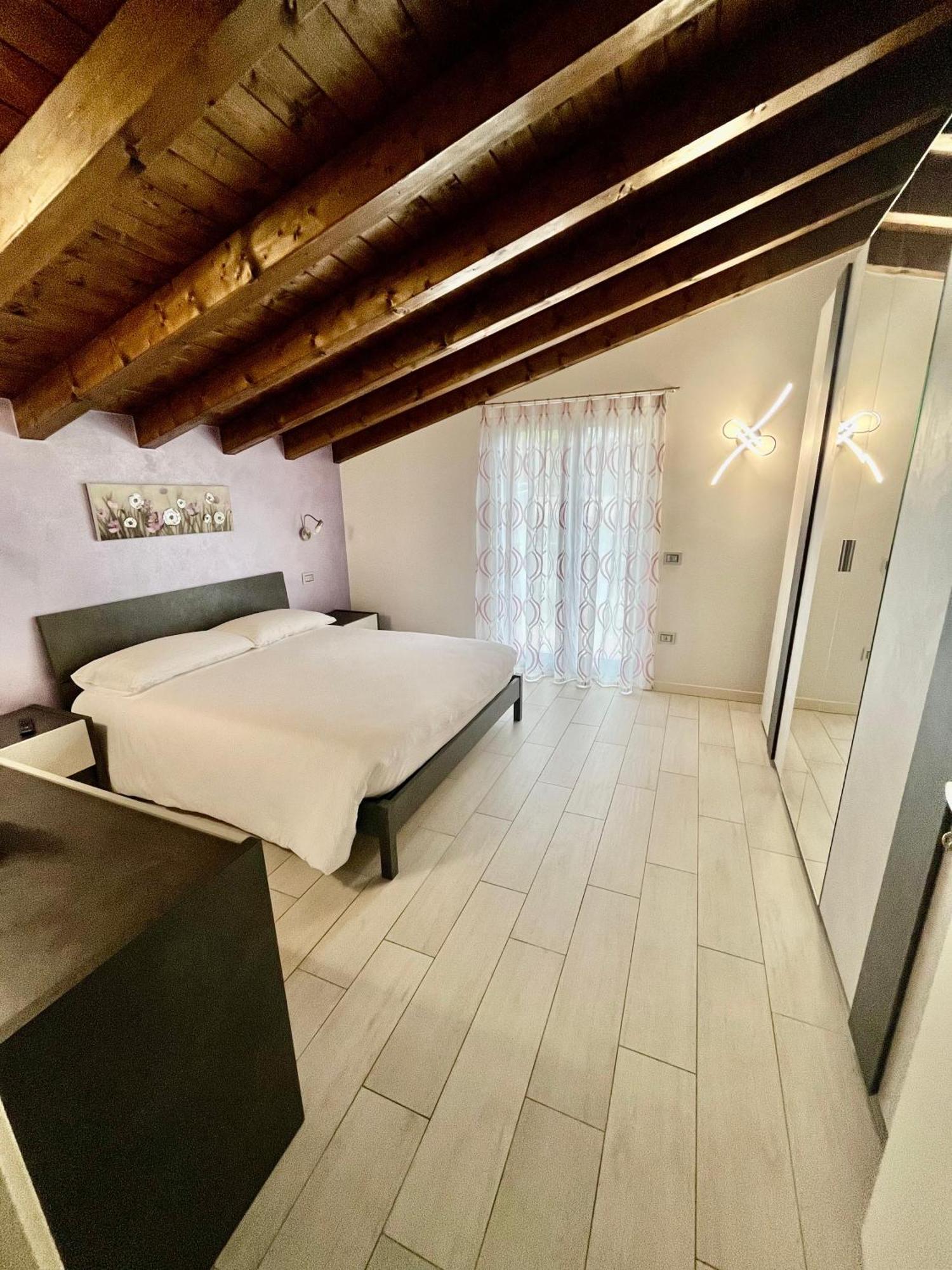 Il Bacio Del Sole Apartment Lovere Ngoại thất bức ảnh